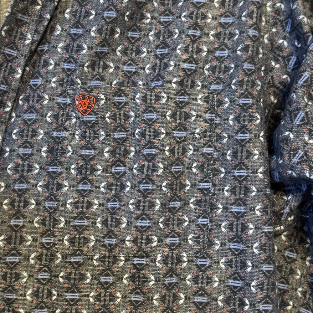 Ariat Men's Navy Patterned Button Up - image 6